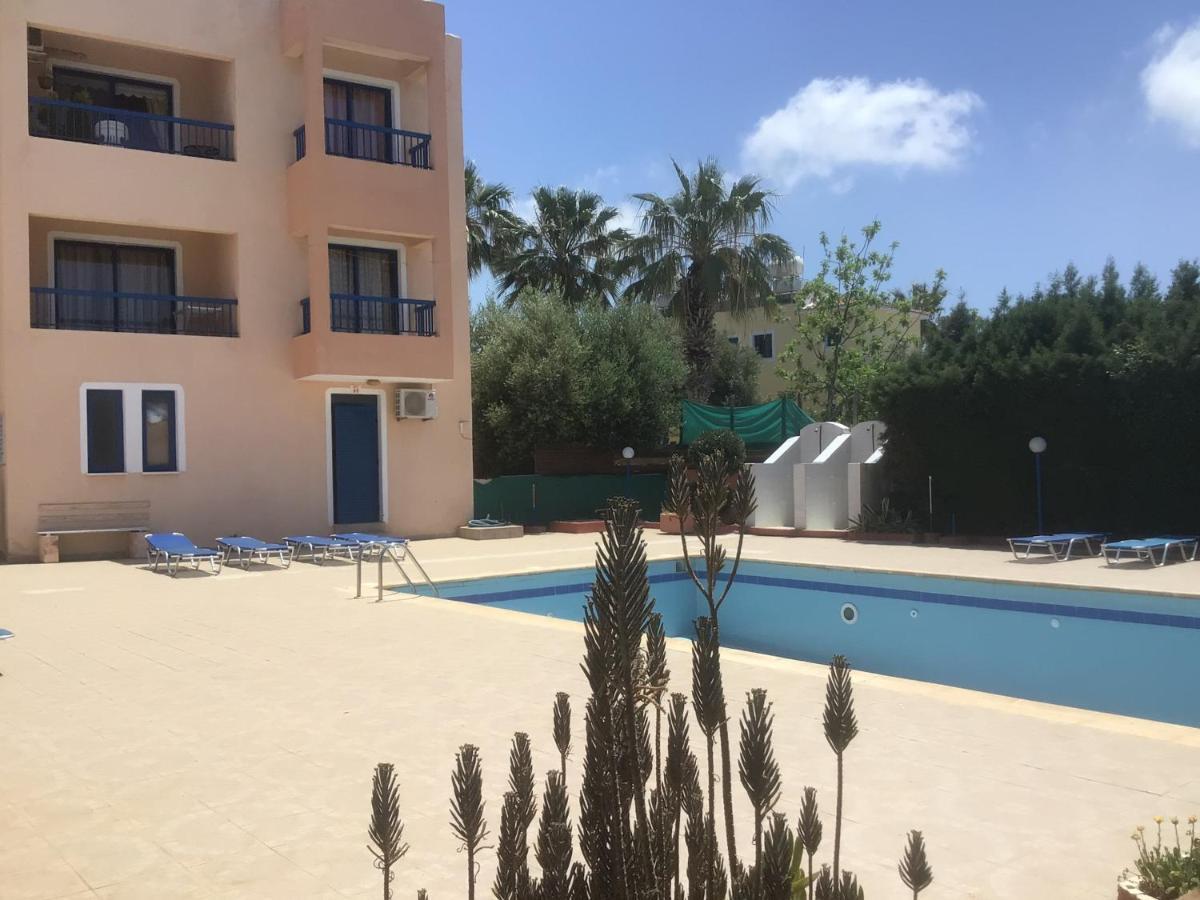 King Philips Apartman Paphos Kültér fotó