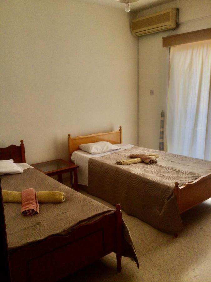 King Philips Apartman Paphos Kültér fotó