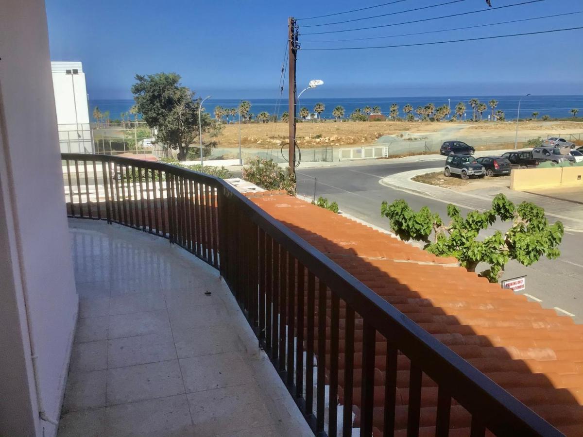 King Philips Apartman Paphos Kültér fotó