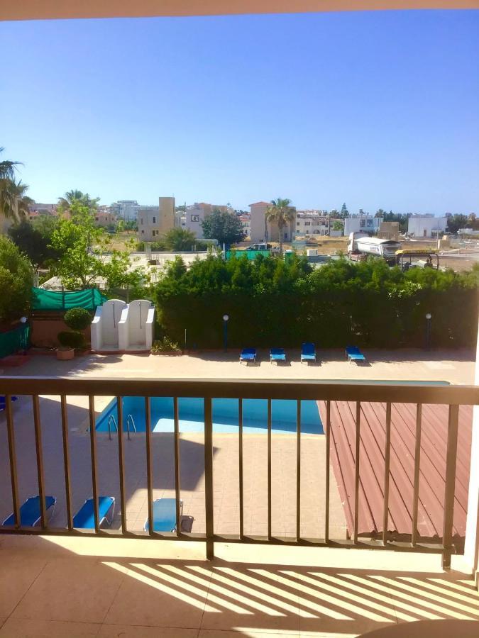King Philips Apartman Paphos Kültér fotó