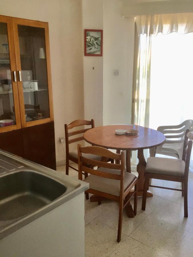 King Philips Apartman Paphos Kültér fotó